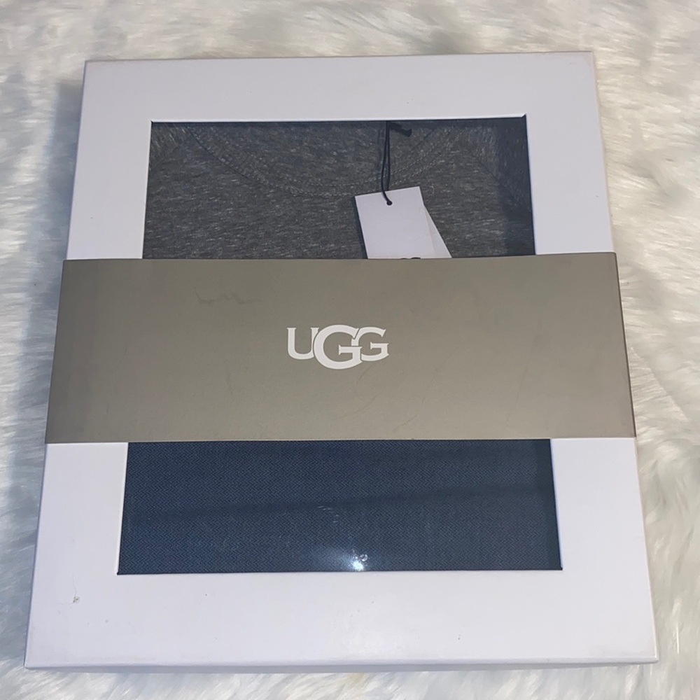 UGG Men’s Pajama Set-XL